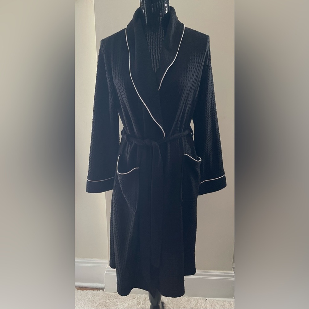 Jones New York Black Waffle Robe Size S/M